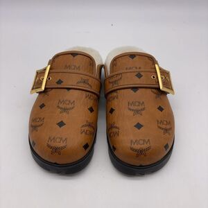 MCM Flat Mule In Visetos And Shearling